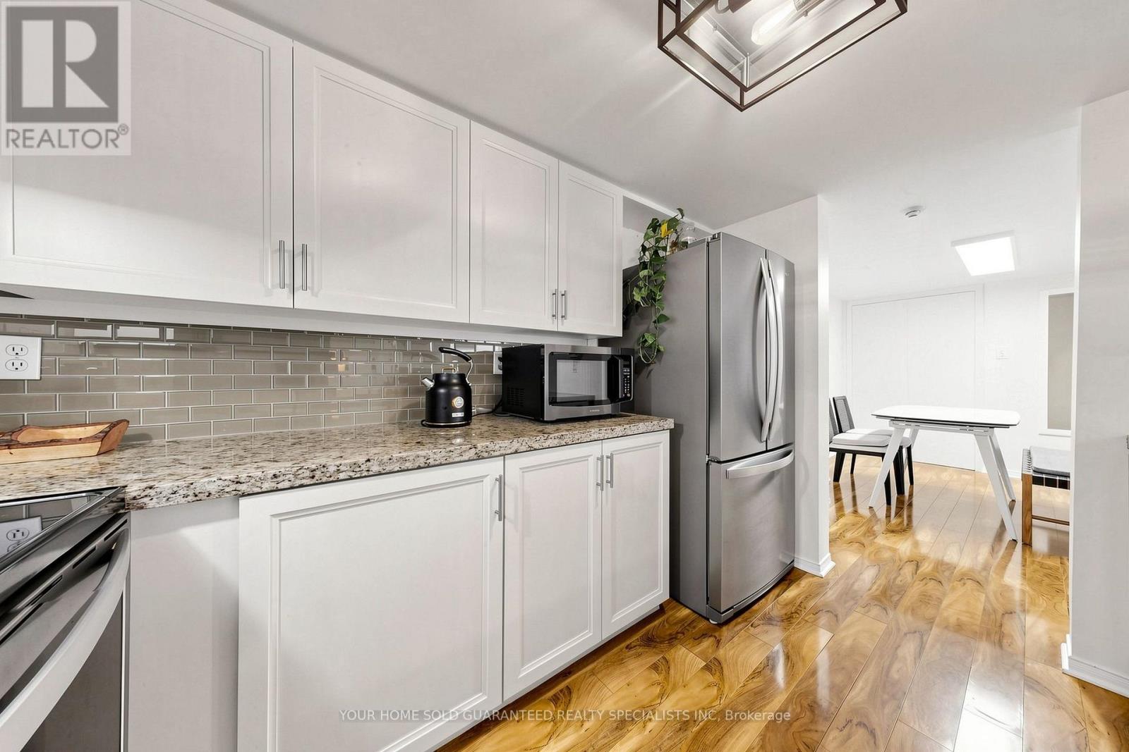 #1003 75 WELDRICK DRIVE E - 7