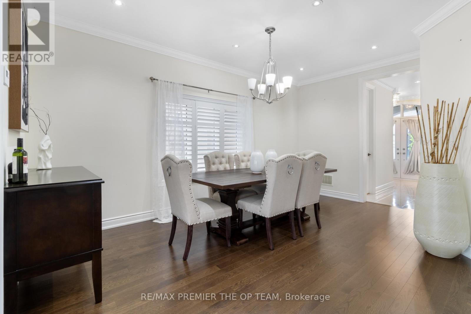 977 WICKHAM ROAD - 22