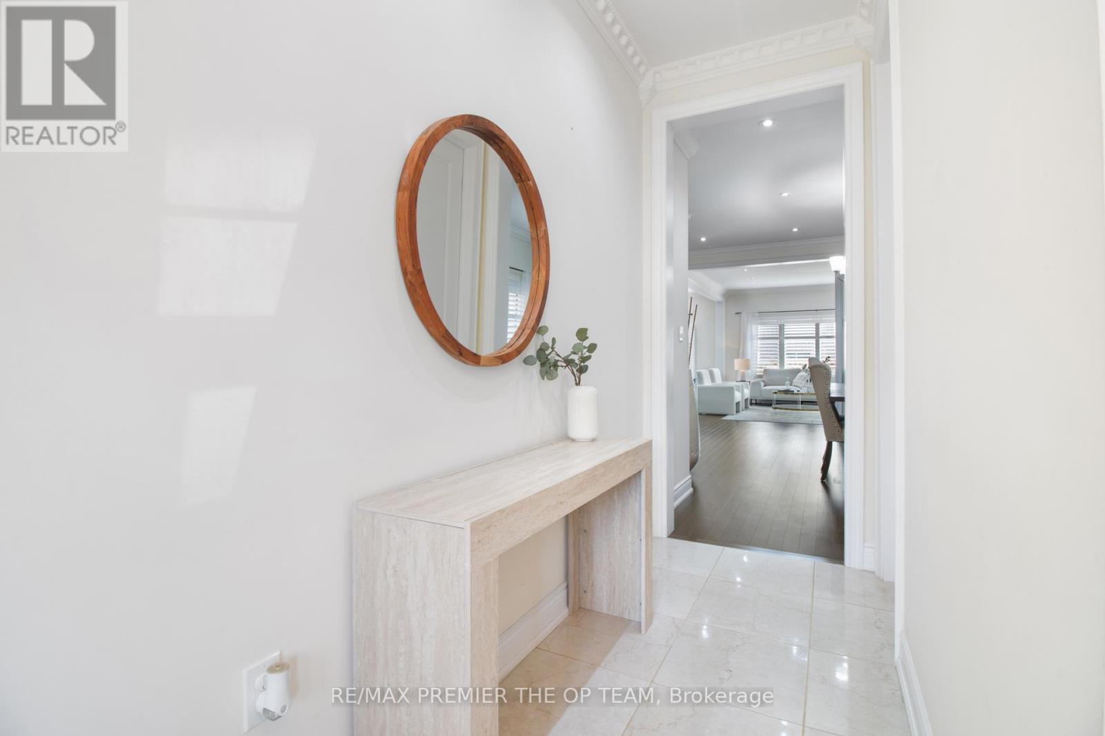 977 WICKHAM ROAD - 8