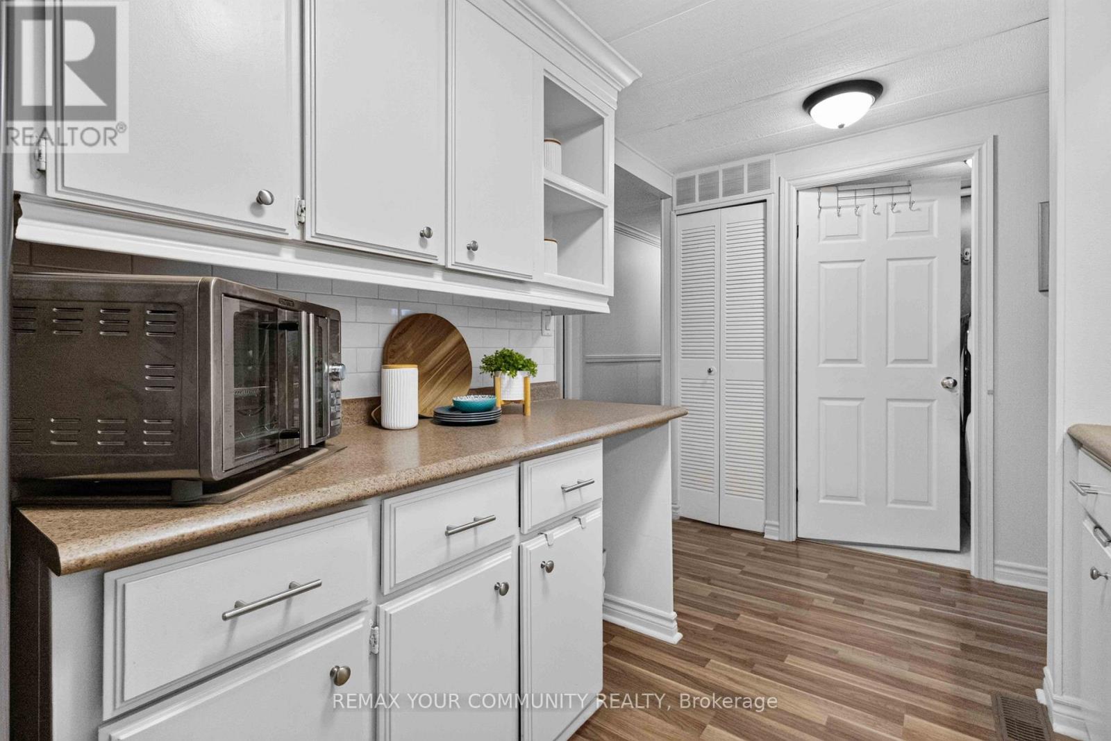 165 ROXANNA DRIVE - 15