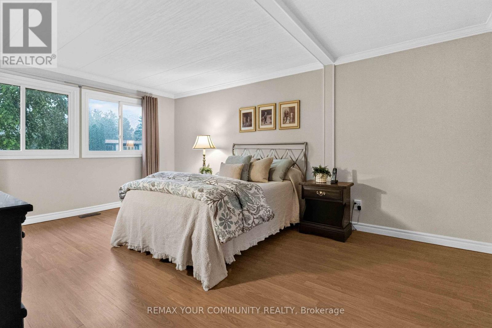 165 ROXANNA DRIVE - 22