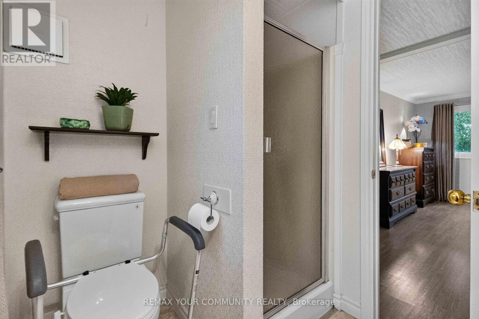 165 ROXANNA DRIVE - 26