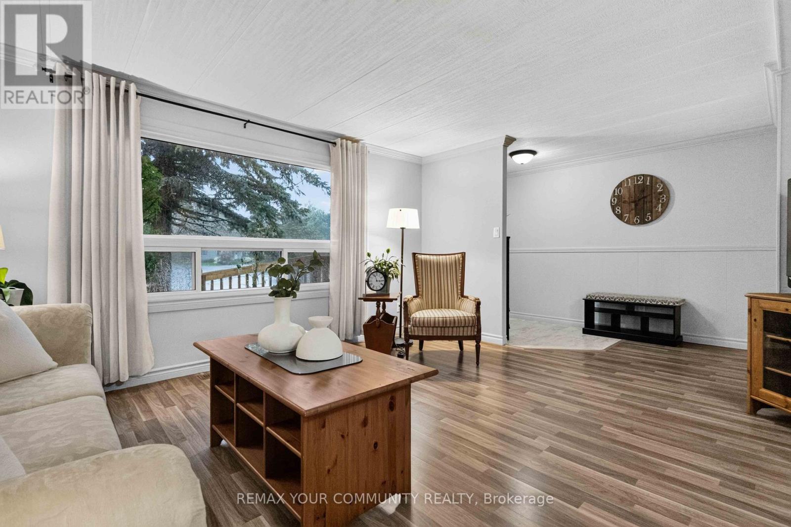 165 ROXANNA DRIVE - 9