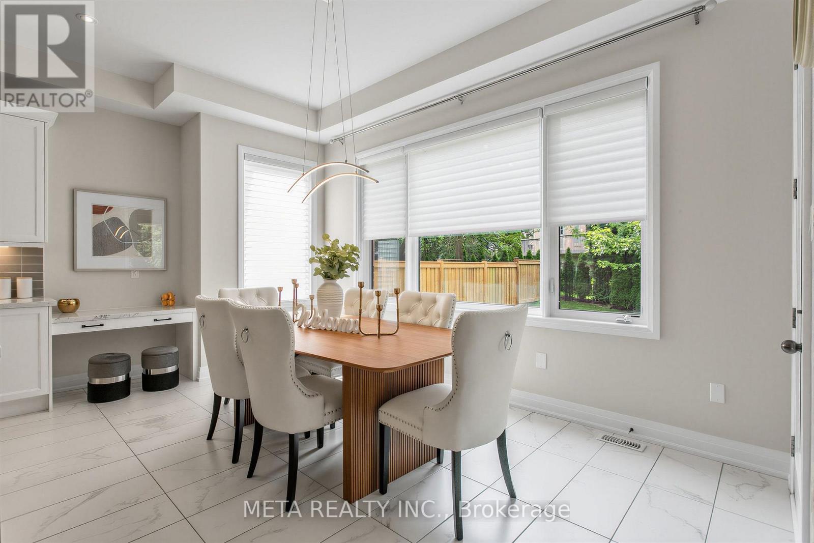 56 KLEES CRESCENT - 12