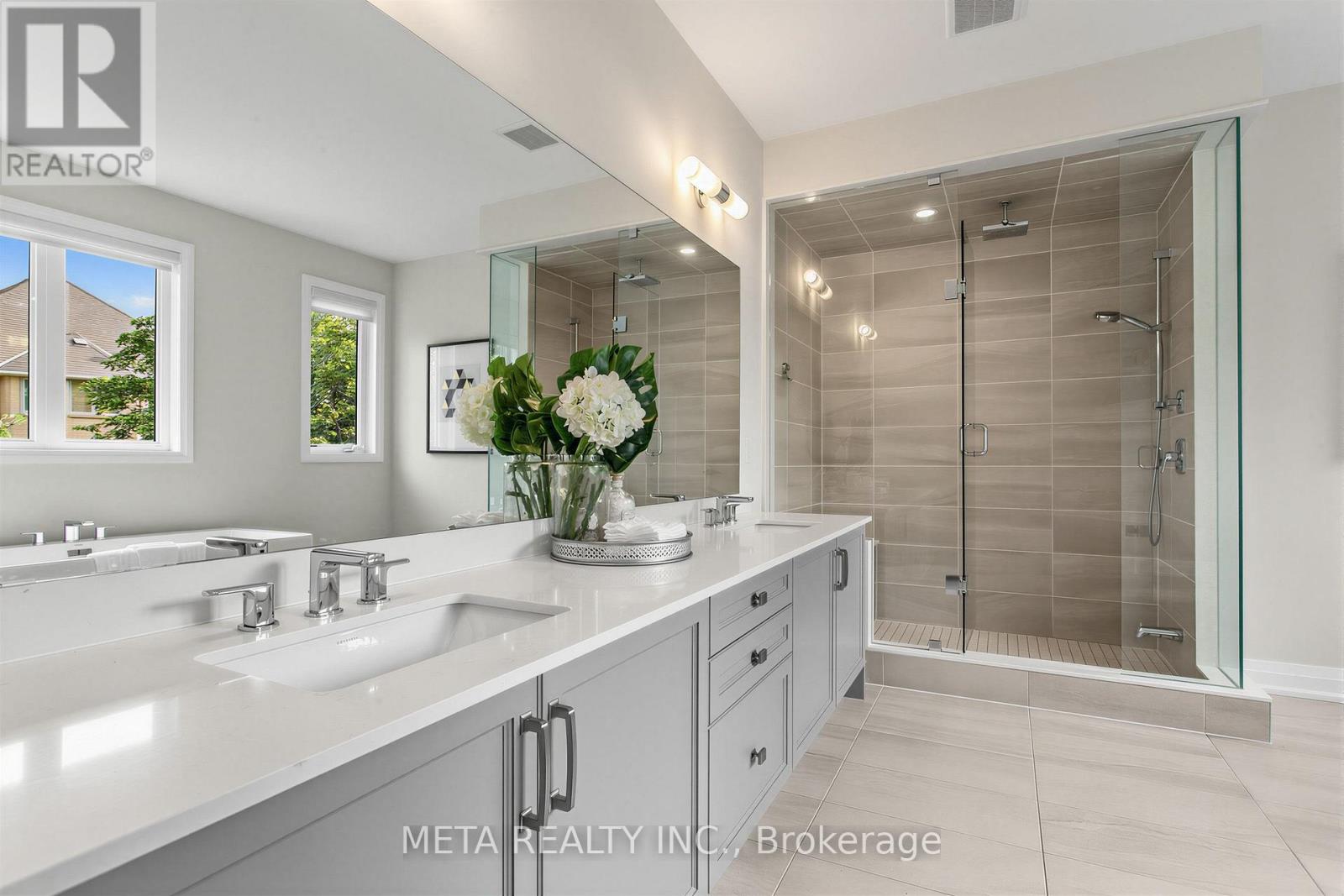 56 KLEES CRESCENT - 26