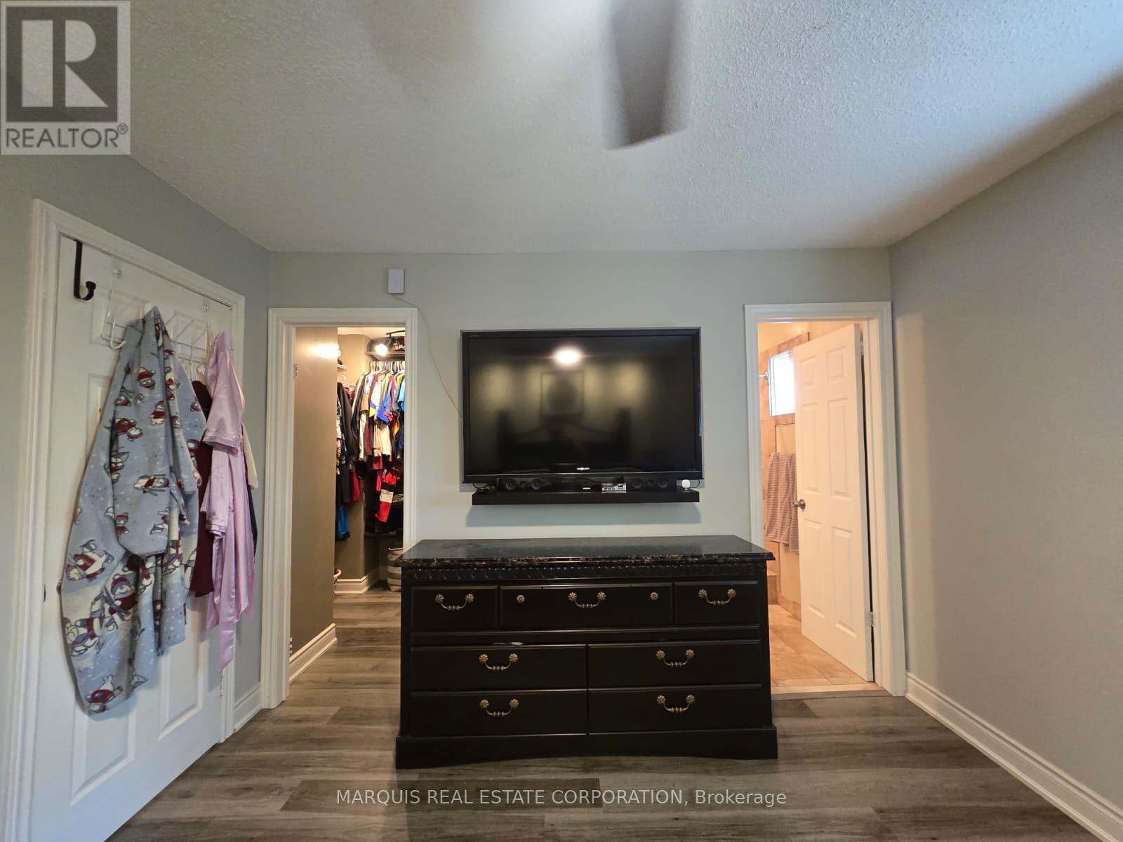 198 FORSYTH ROAD - 2