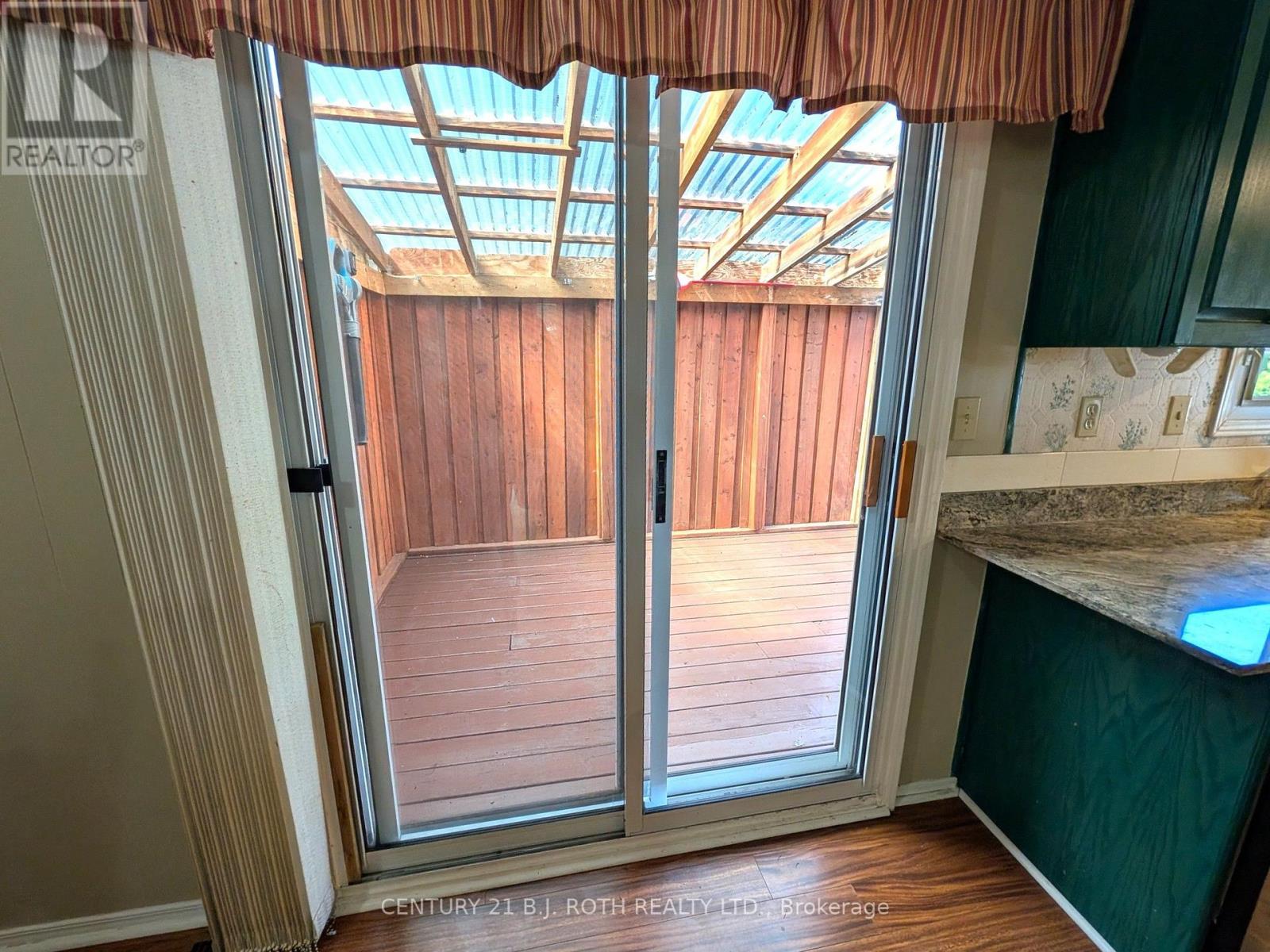 66 LINDEN LANE - Image 14