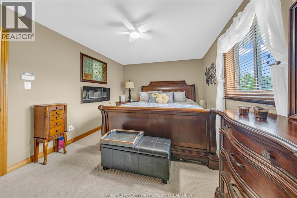 290 JEWEL STREET - 18