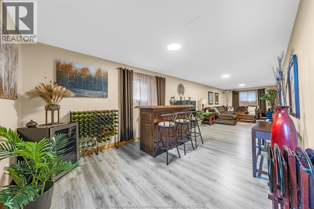 290 JEWEL STREET - 33