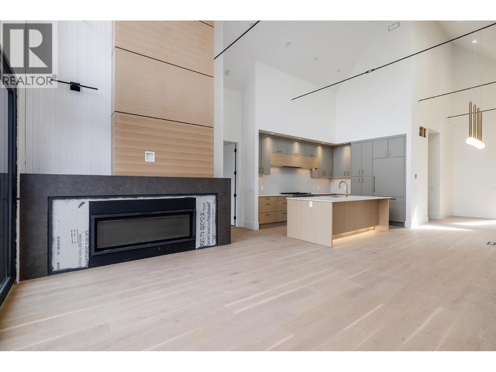 3707 McKinley Beach Drive, Kelowna