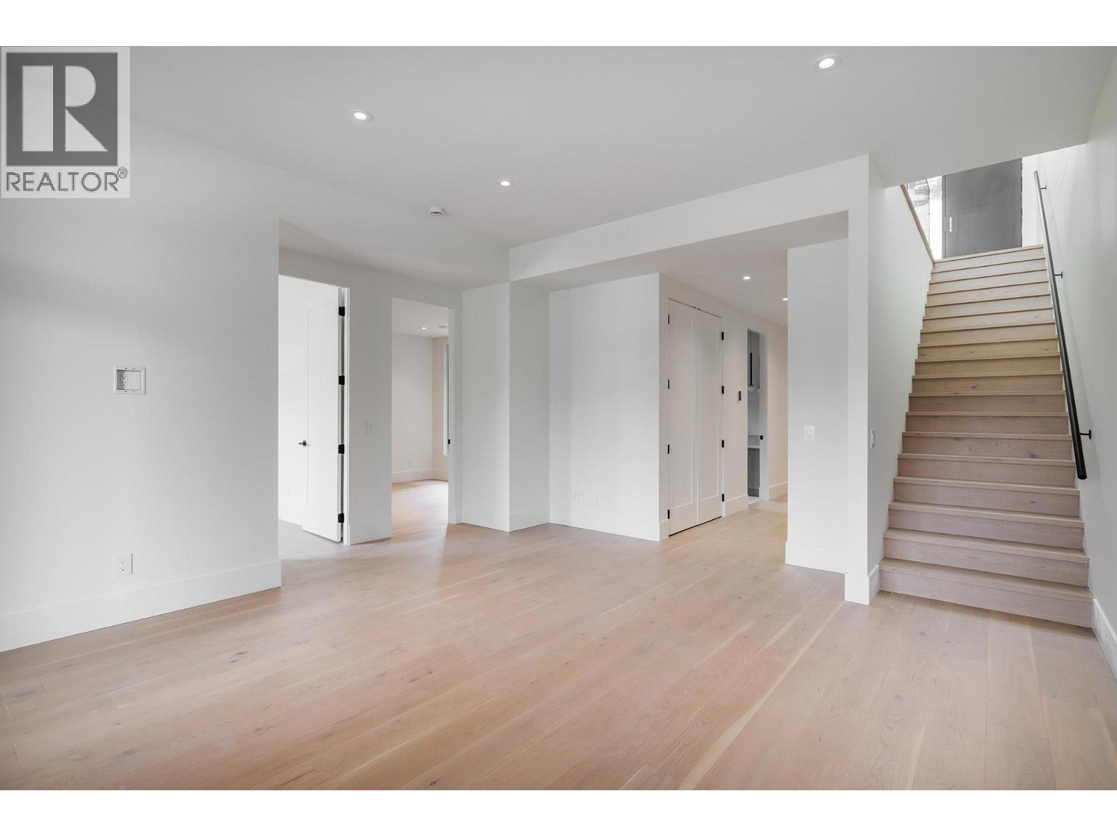  3707 McKinley Beach Drive, Kelowna