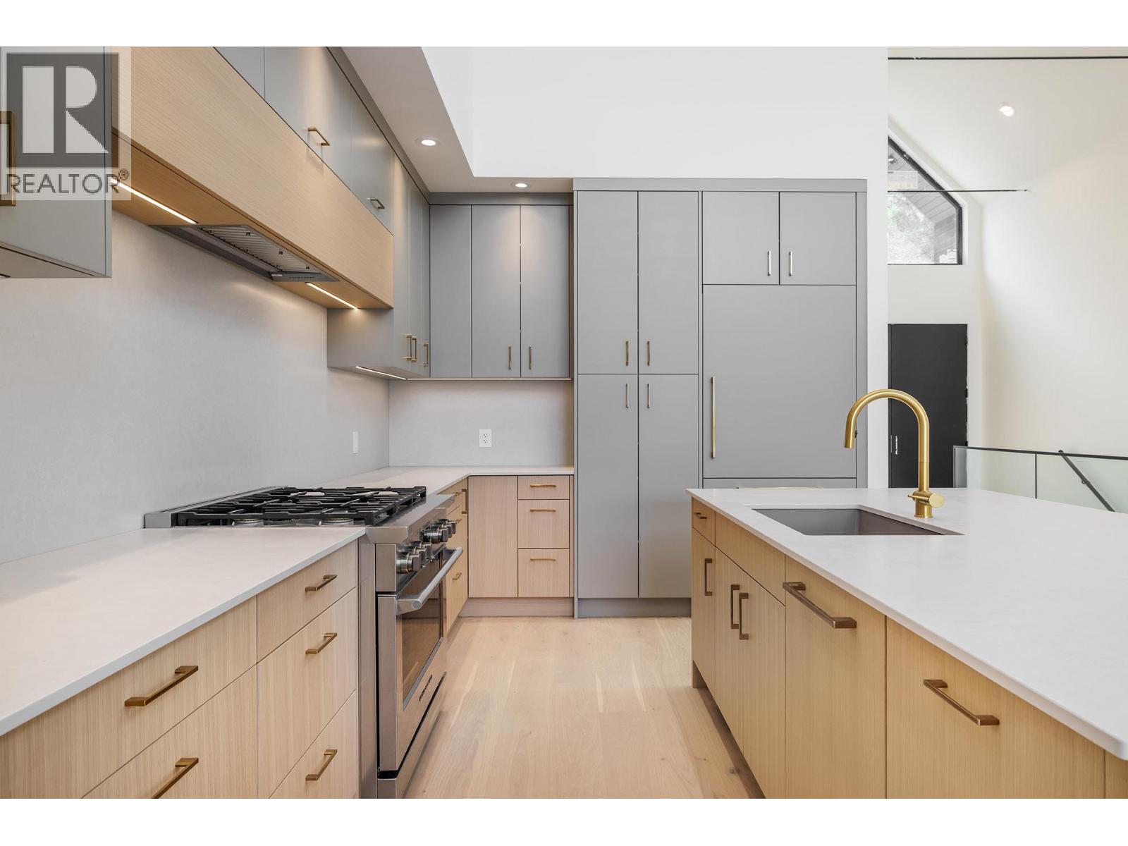  3707 McKinley Beach Drive, Kelowna
