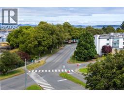 603 1420 Beach Dr, Oak Bay, BC V8S2N8 Photo 13