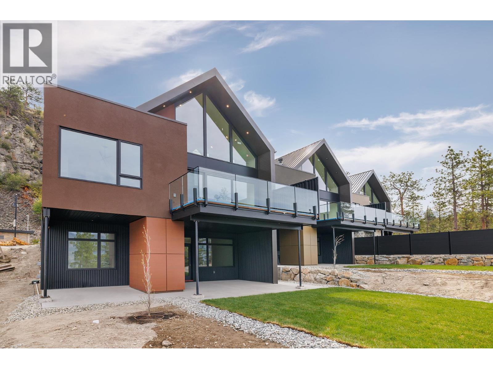  3707 McKinley Beach Drive, Kelowna