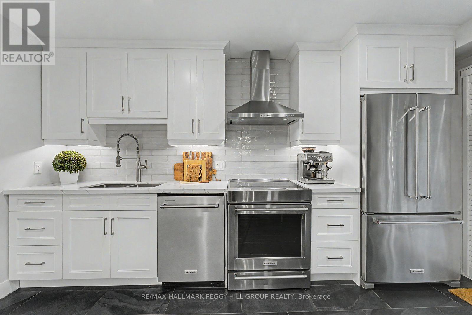 176B COLLIER STREET - Image 7