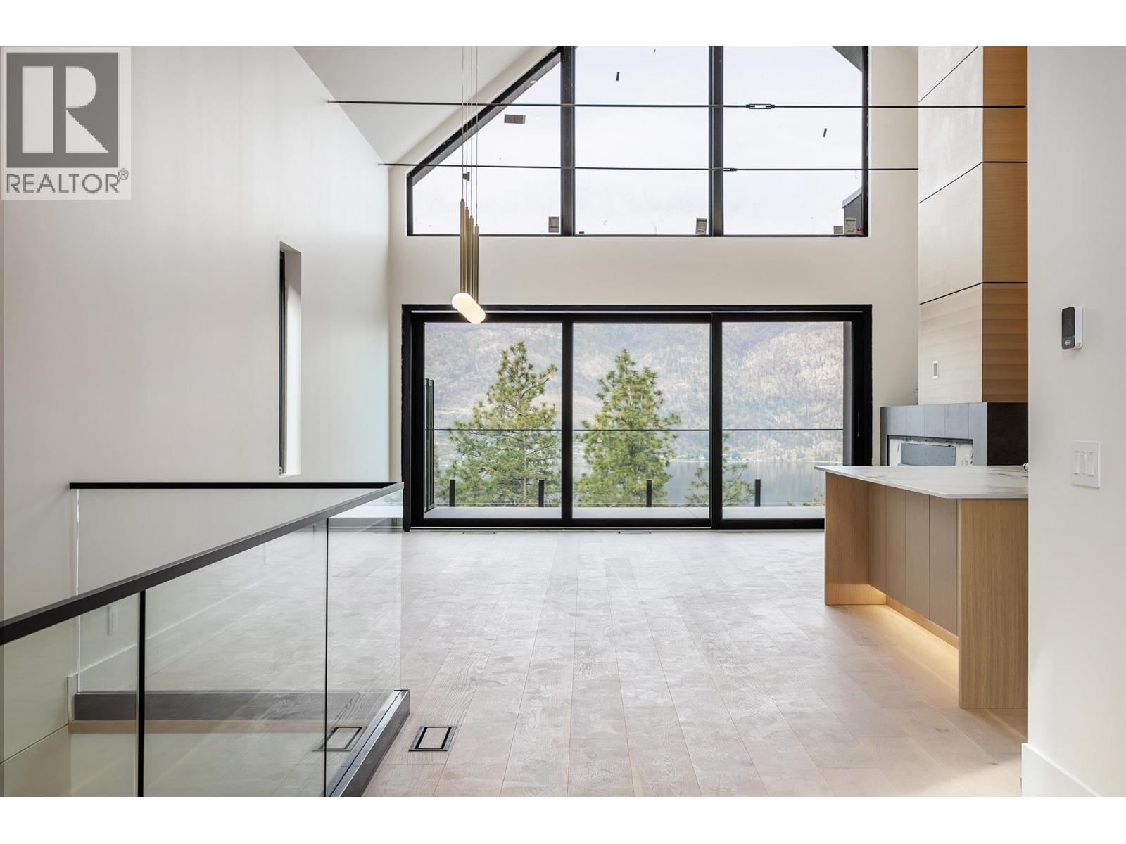  3707 McKinley Beach Drive, Kelowna