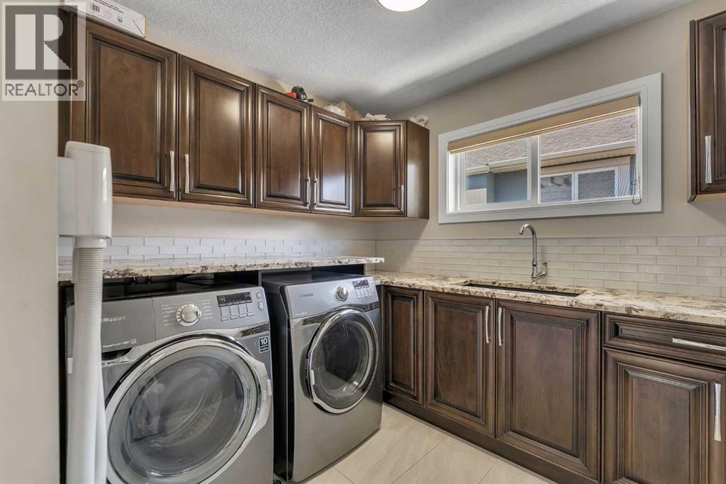 255 Stonemere Green - 36