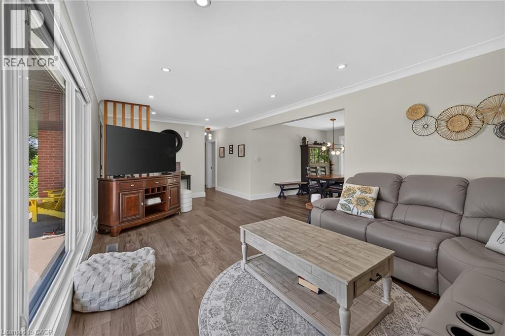 4-bedroom home for sale at 26 KING Street, Burford ON · photo 10 of 51