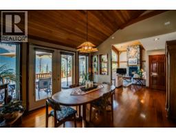 Primary Bedroom - 4830 Fletcher Creek Frontage Road, Kaslo, BC V0G1M0 Photo 11