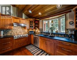 Bedroom - 4830 Fletcher Creek Frontage Road, Kaslo, BC V0G1M0 Photo 9