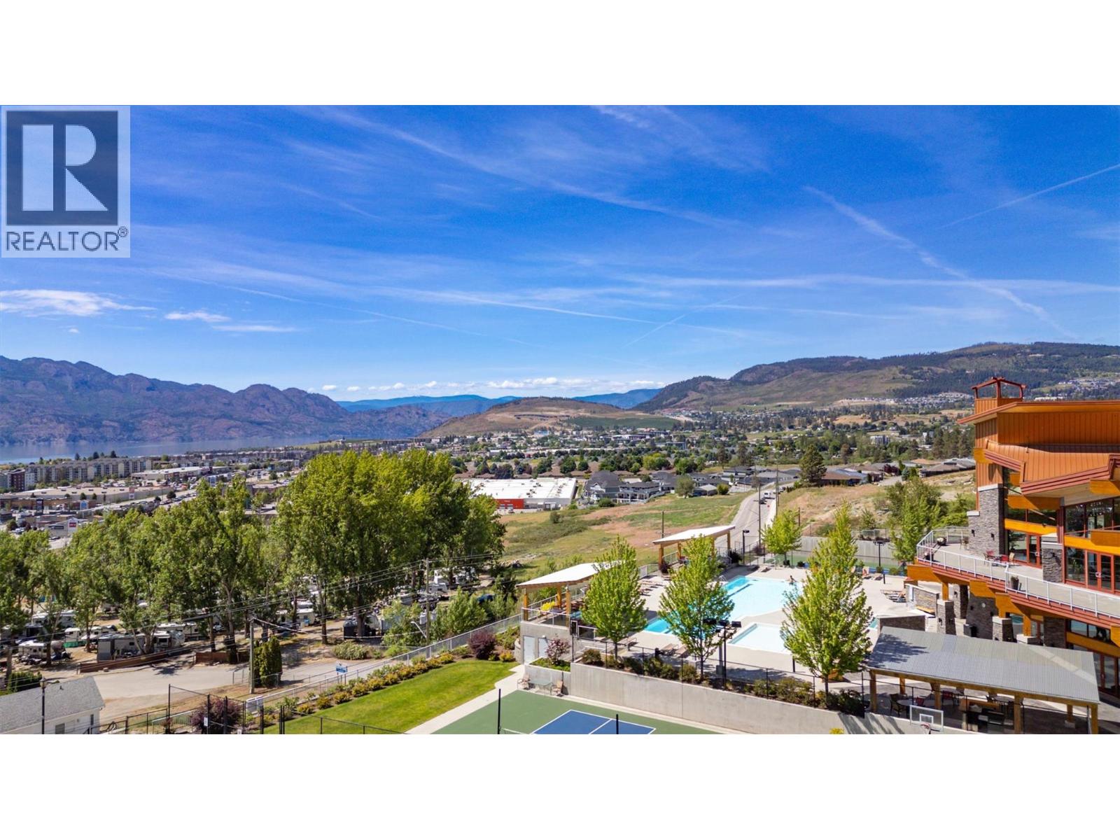 #304 3211 Skyview Lane - 51