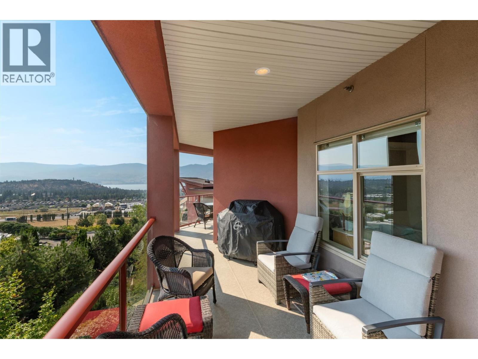 #304 3211 Skyview Lane - 25