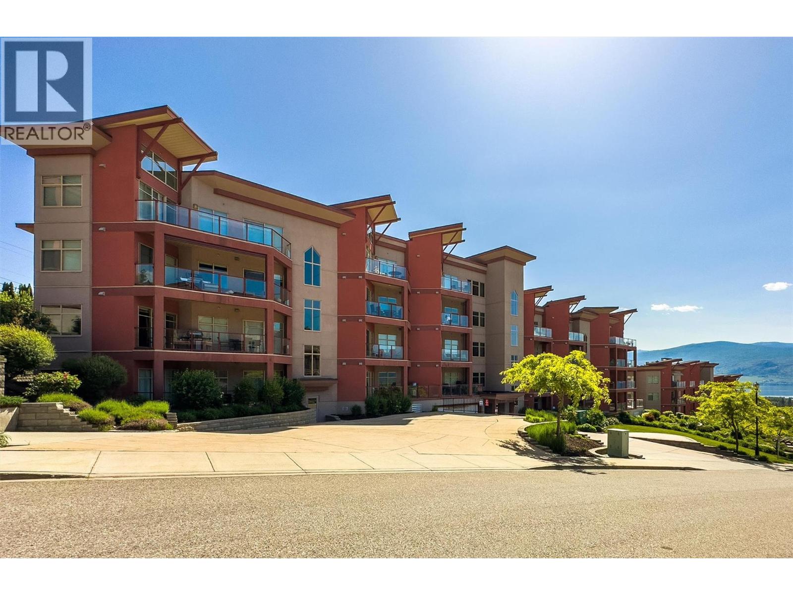 #304 3211 Skyview Lane - 68