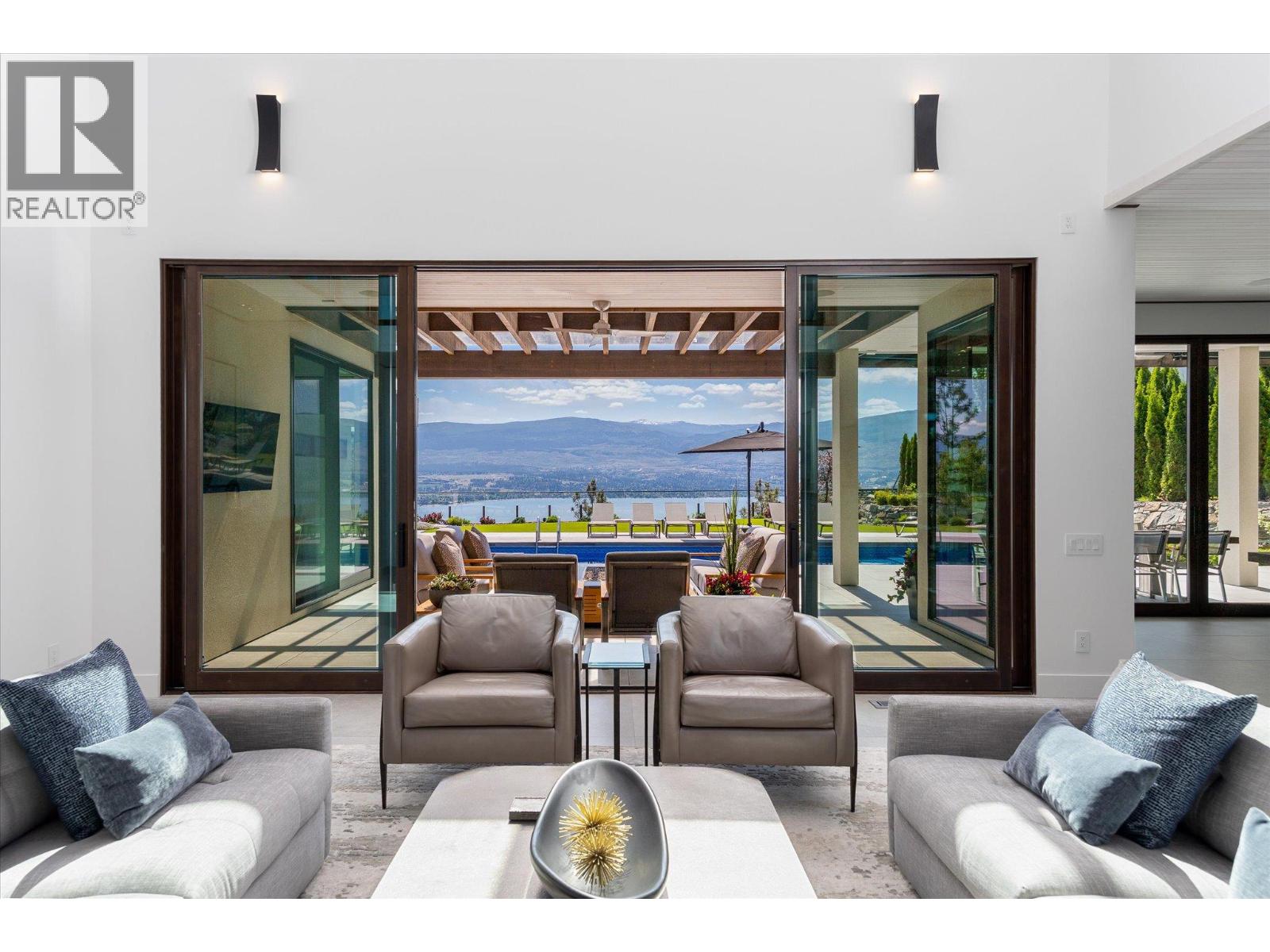 2463 Thacker Drive - 7
