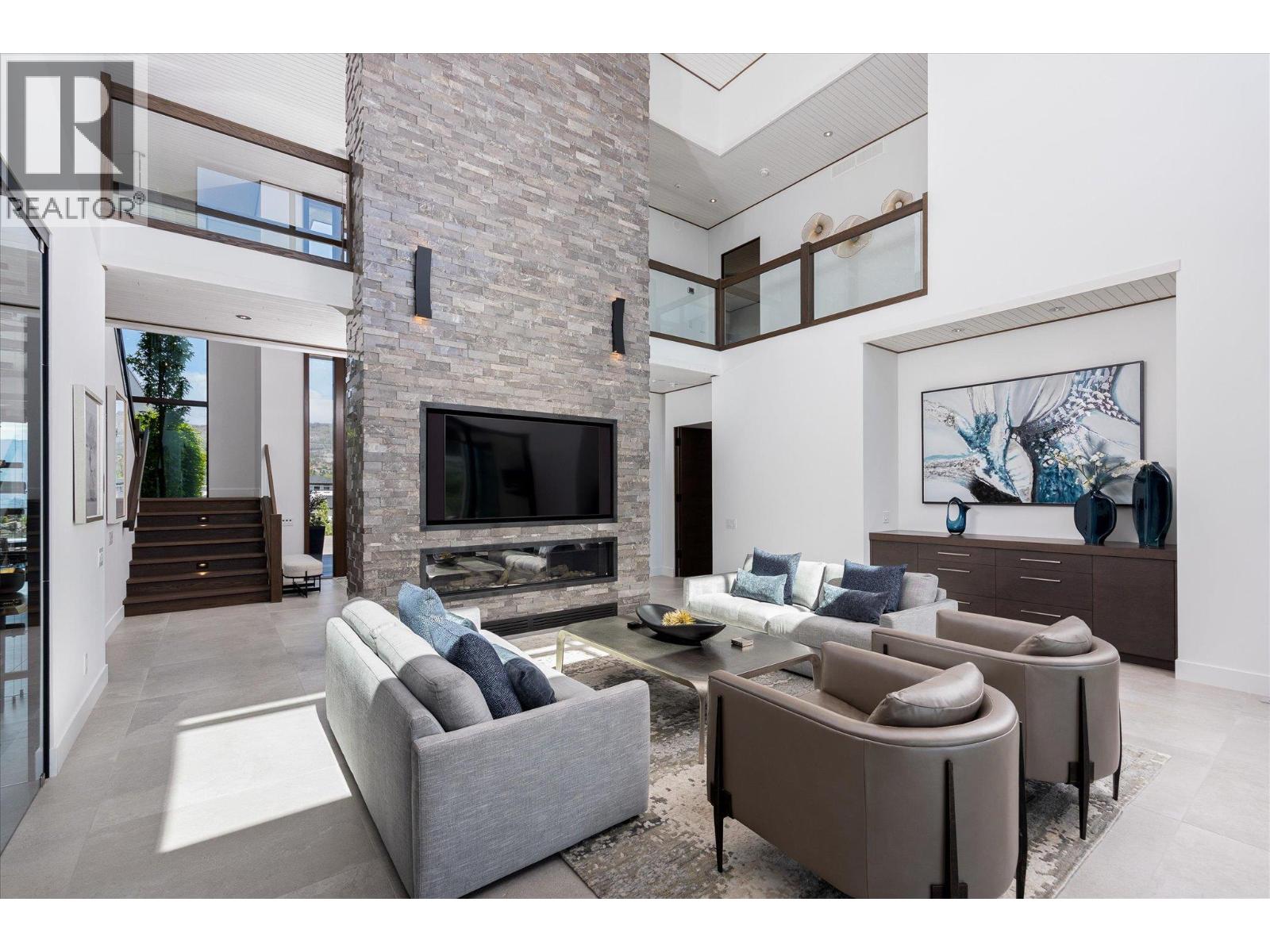 2463 Thacker Drive - 4
