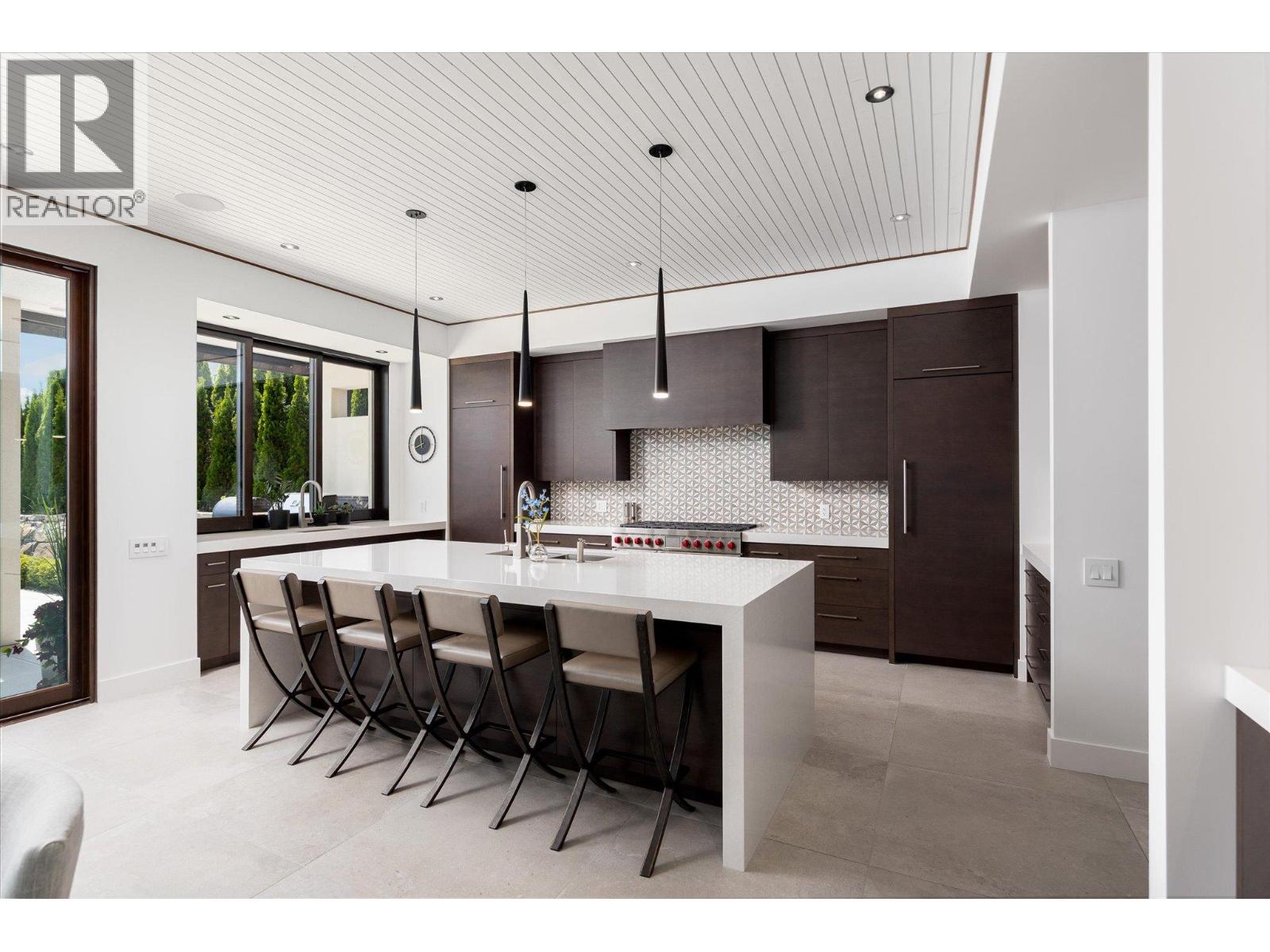 2463 Thacker Drive - 9
