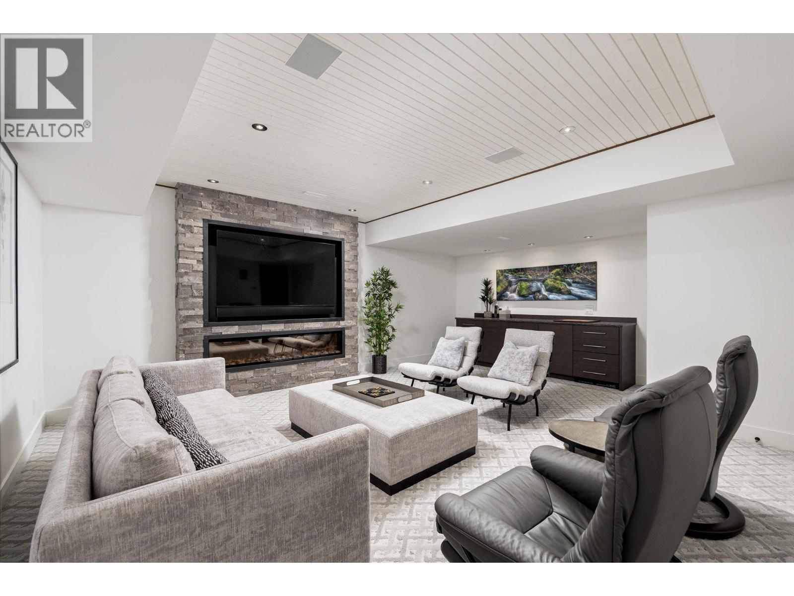 2463 Thacker Drive - 53