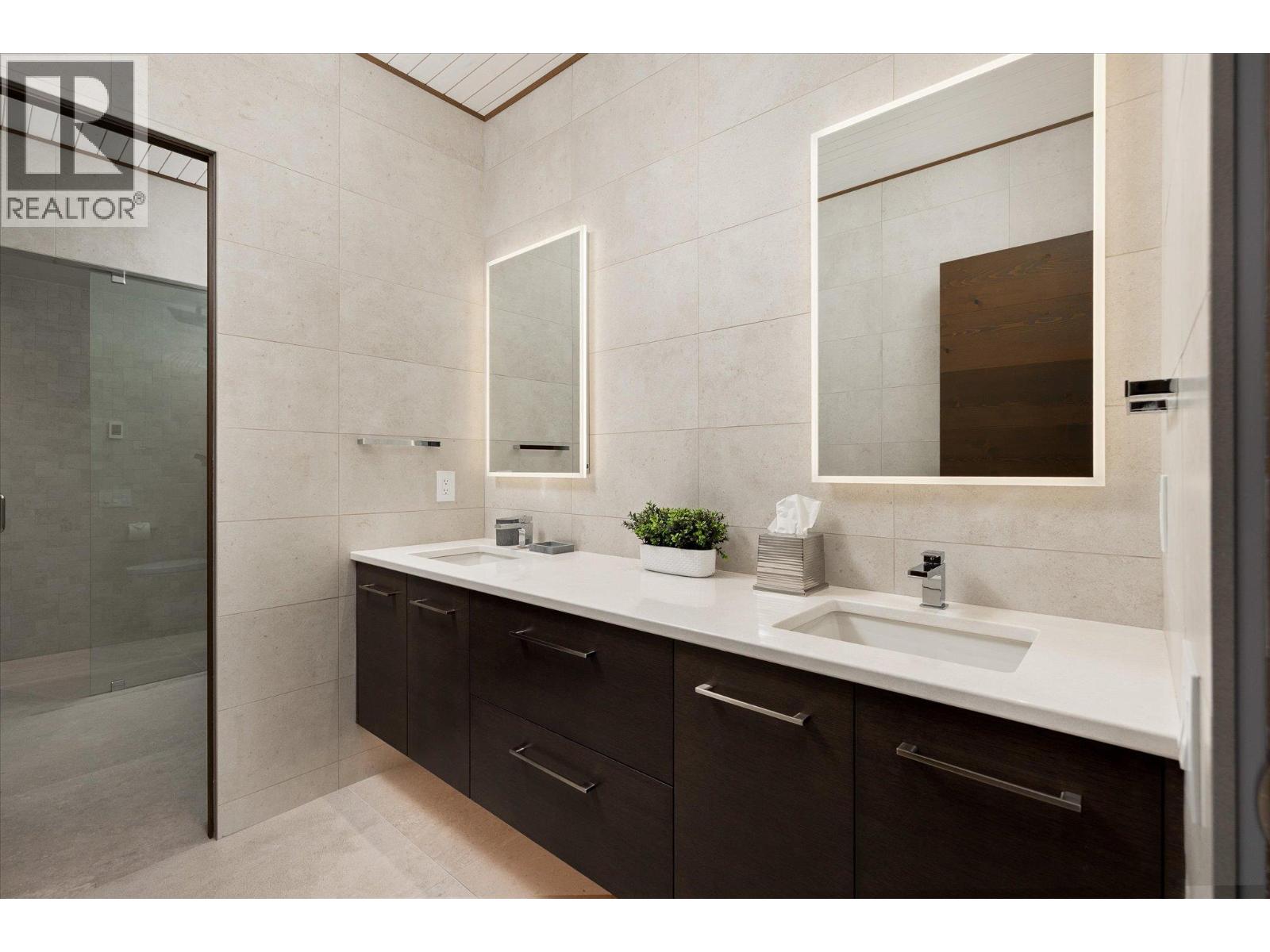 2463 Thacker Drive - 39