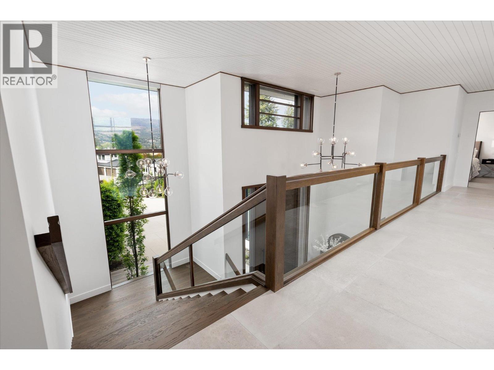 2463 Thacker Drive - 32