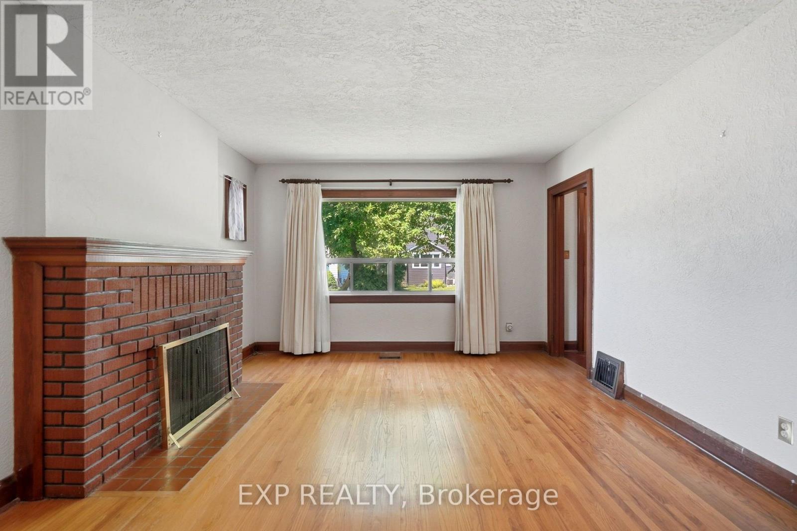 188 TROY STREET - 13