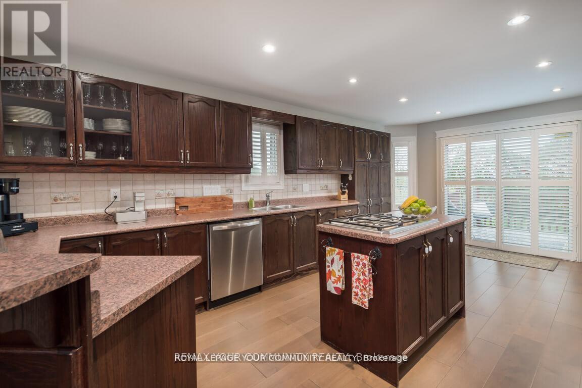 63 ROLLING HILLS LANE - 20