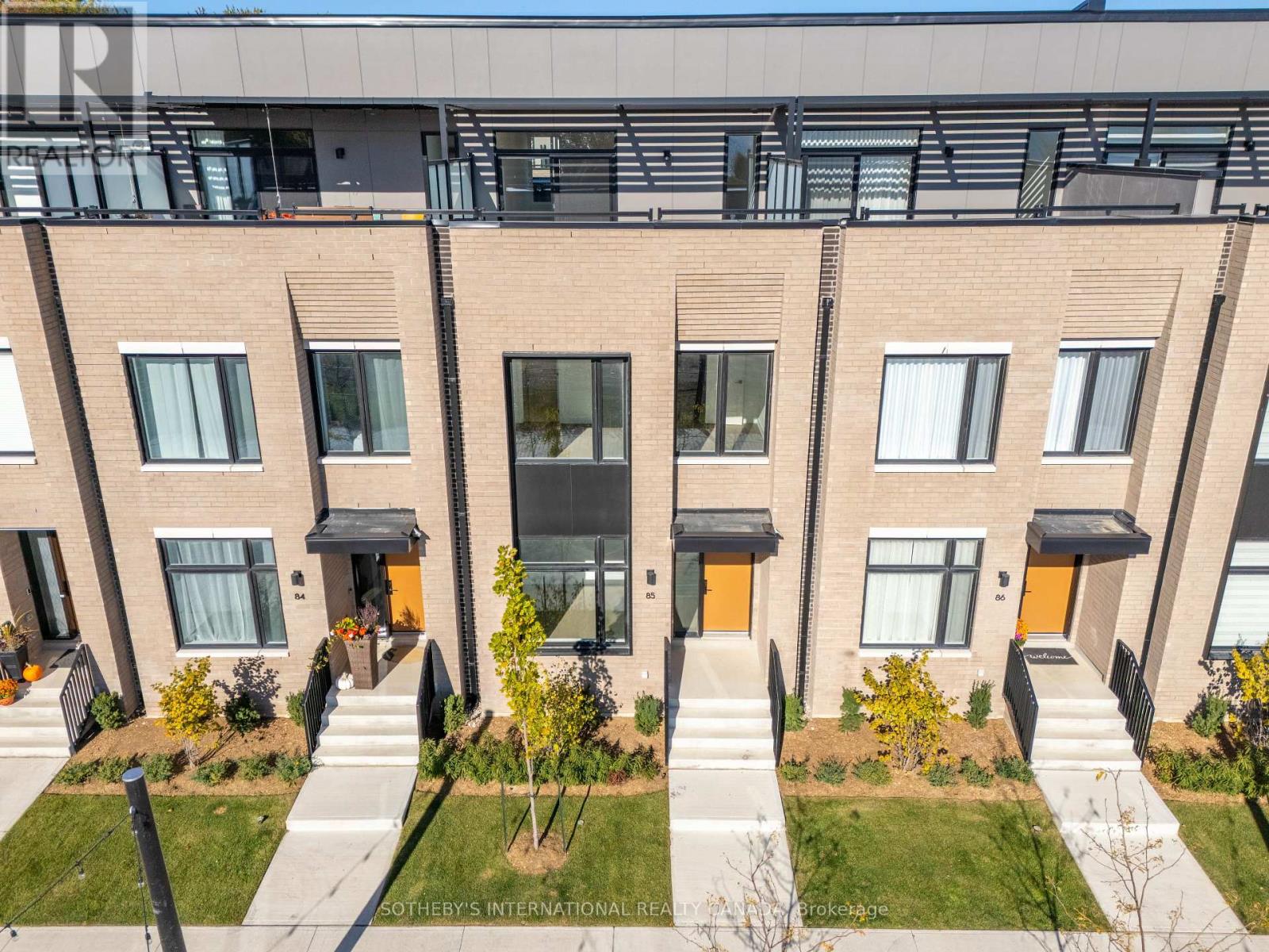 #TH 85 60 LOU PARSONS WAY DRIVE - 2