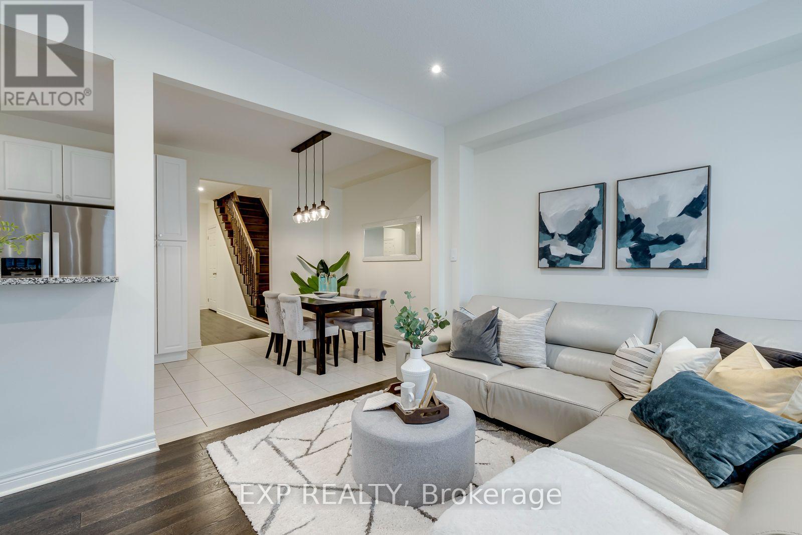 598 BESSBOROUGH DRIVE - 22