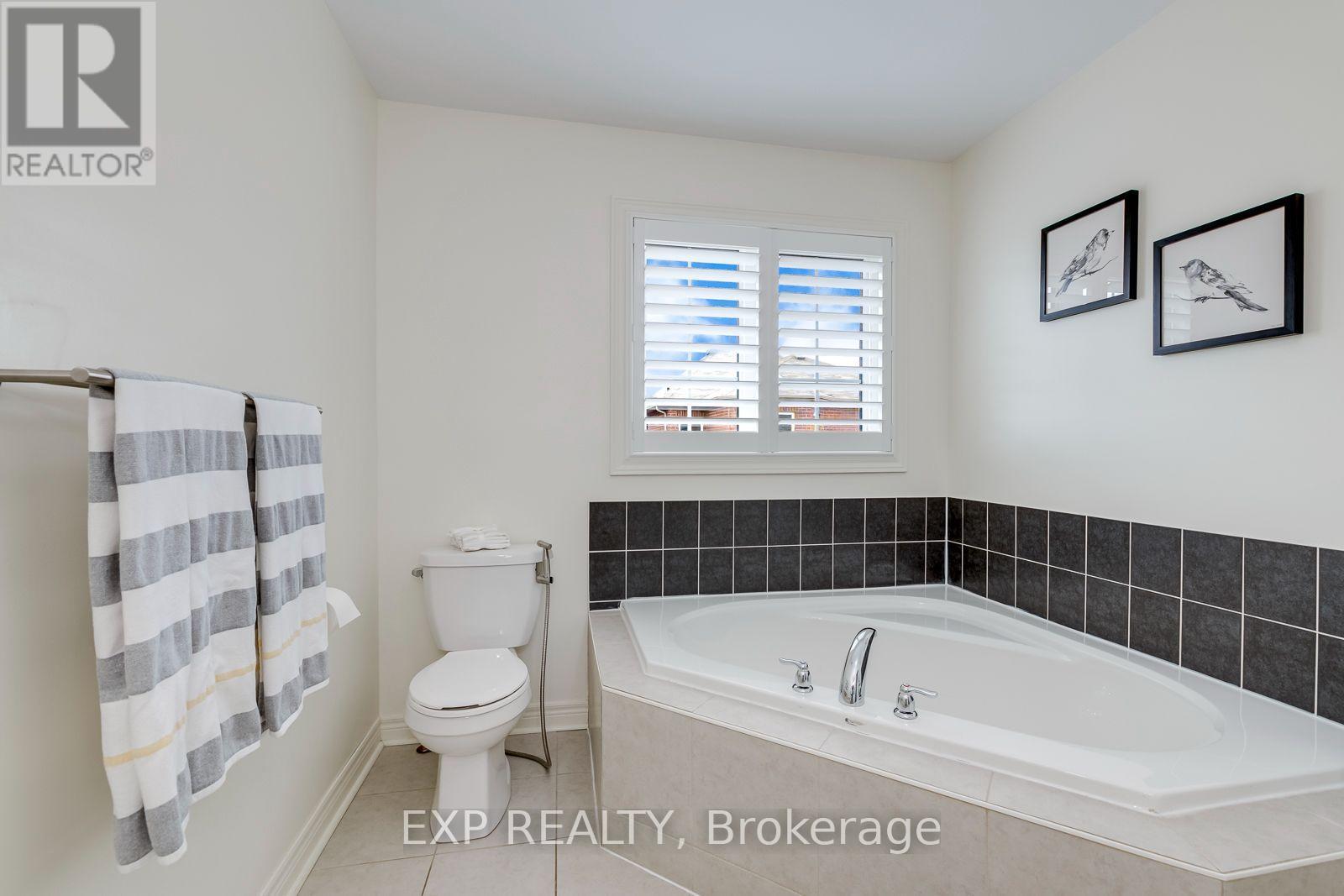 598 BESSBOROUGH DRIVE - 29