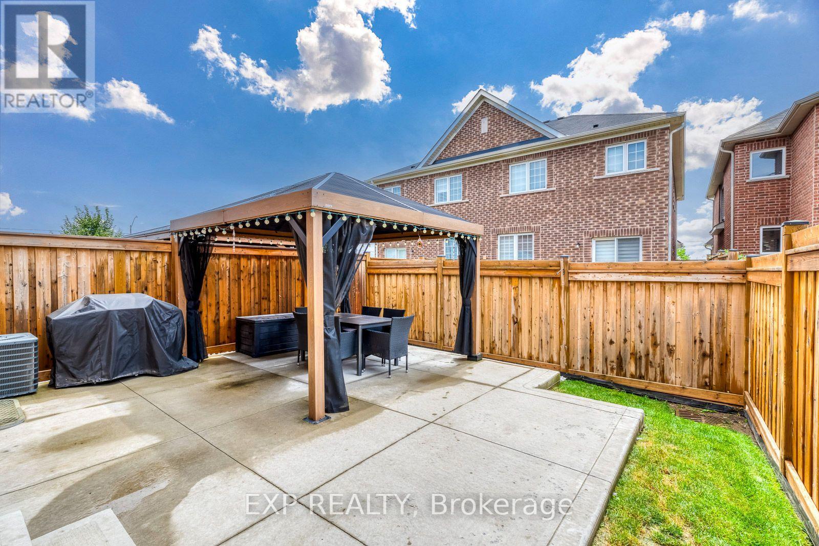 598 BESSBOROUGH DRIVE - 44