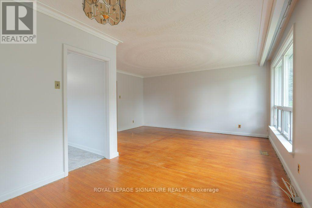 17 RISDON COURT - Image 9