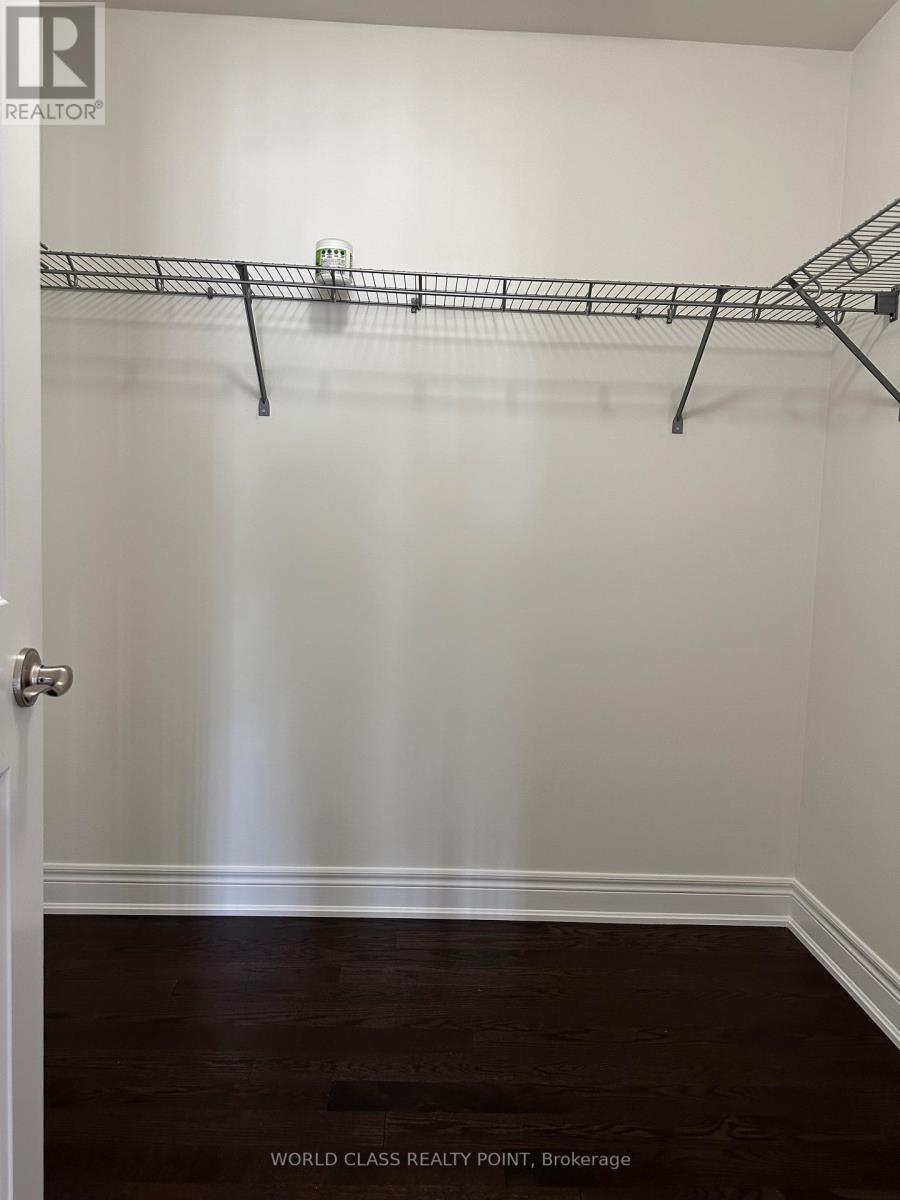9 LYLE WAY - 16