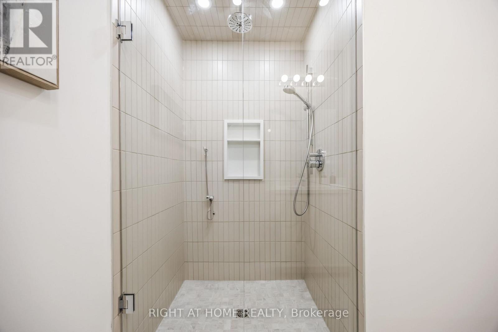 34A MORNINGSIDE AVENUE - 16