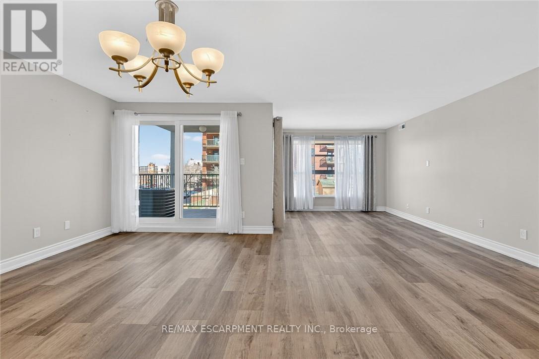 #303 19 LAKE AVENUE S - 13