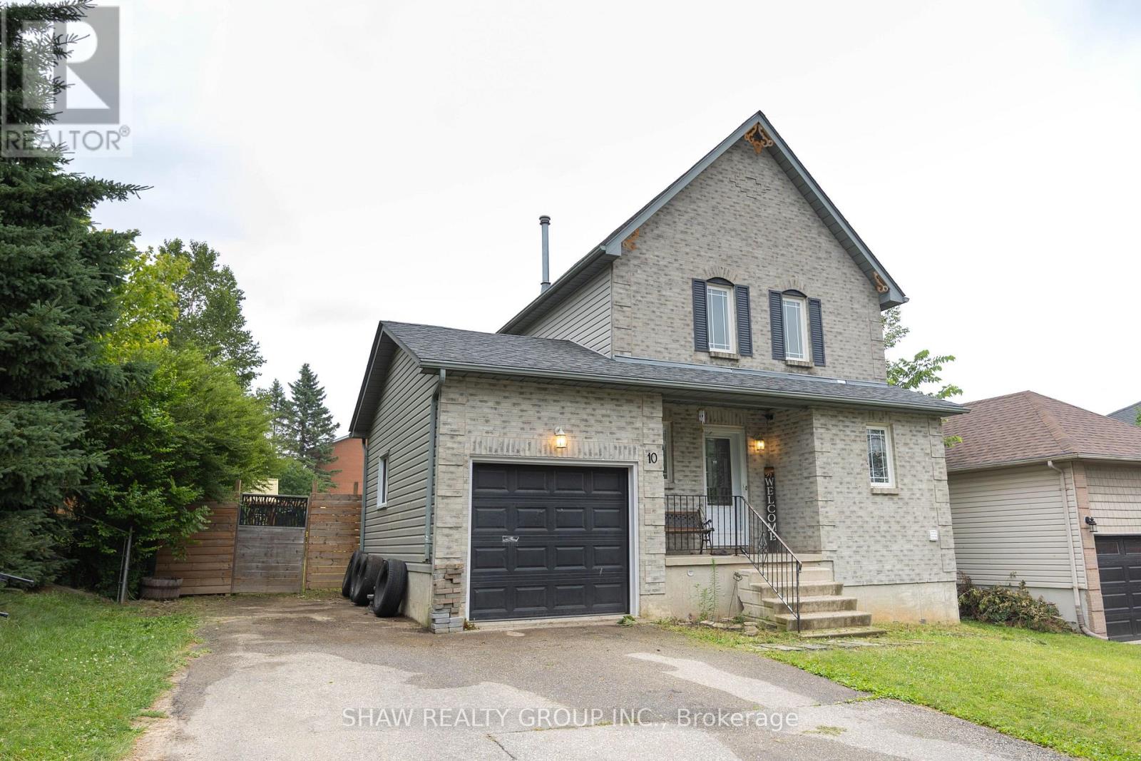 10 EVERGREEN COURT - 3