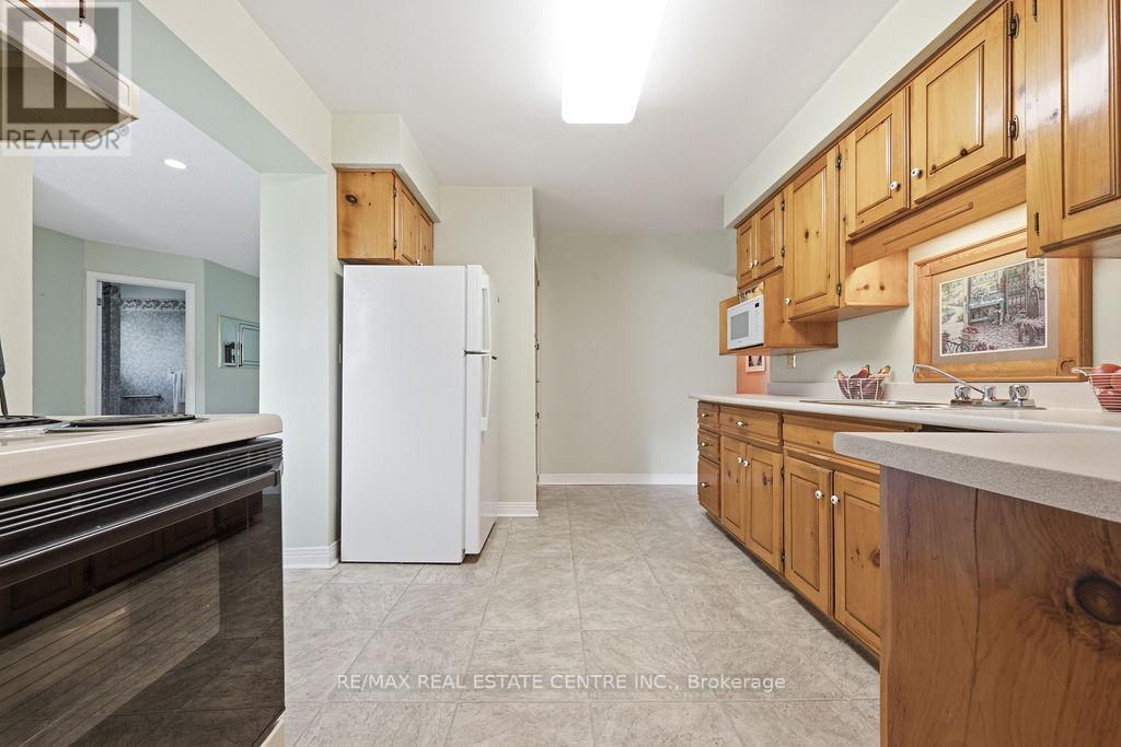633 BIRCH STREET - 12