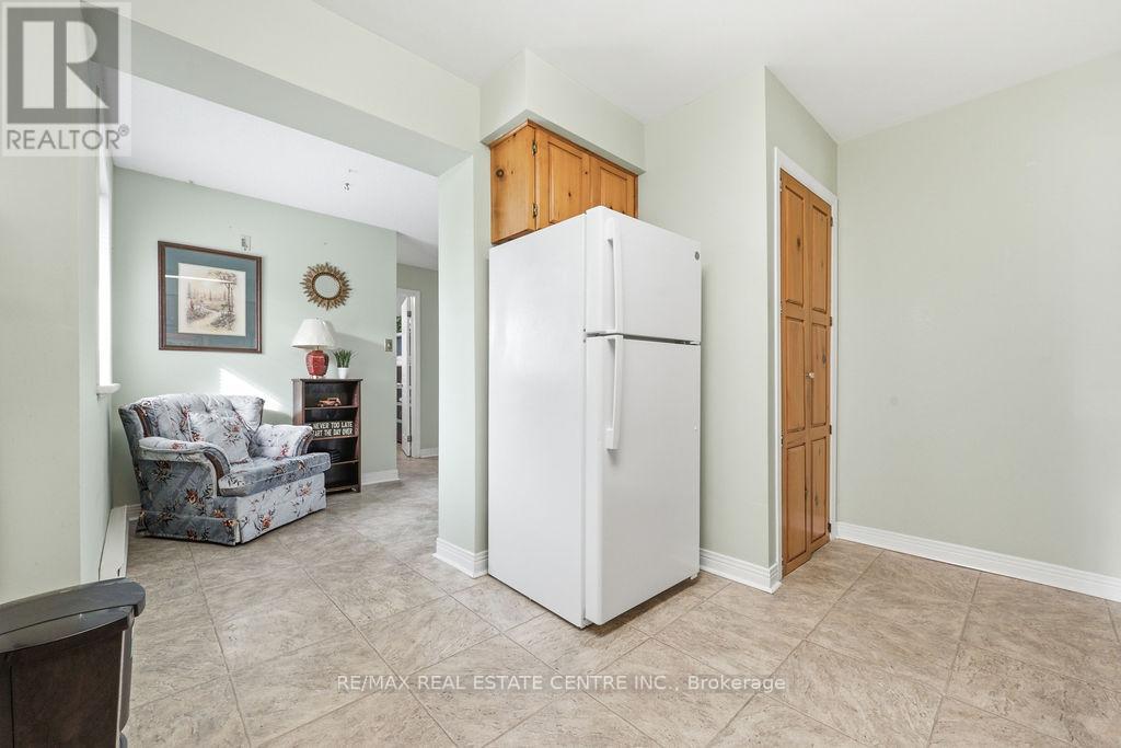 633 BIRCH STREET - 13