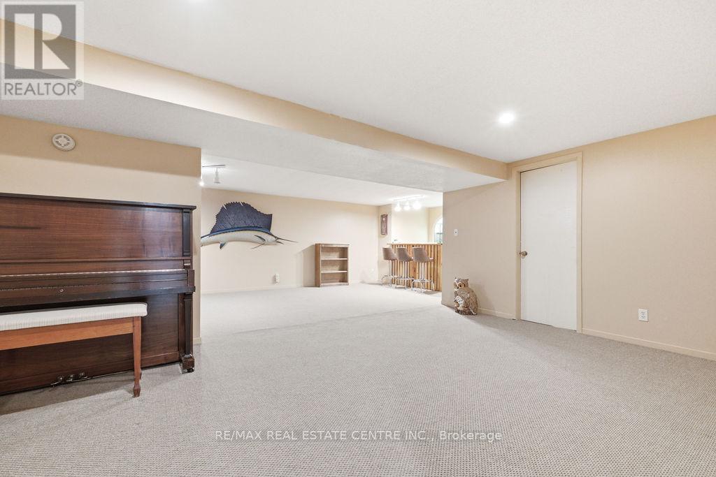 633 BIRCH STREET - 29
