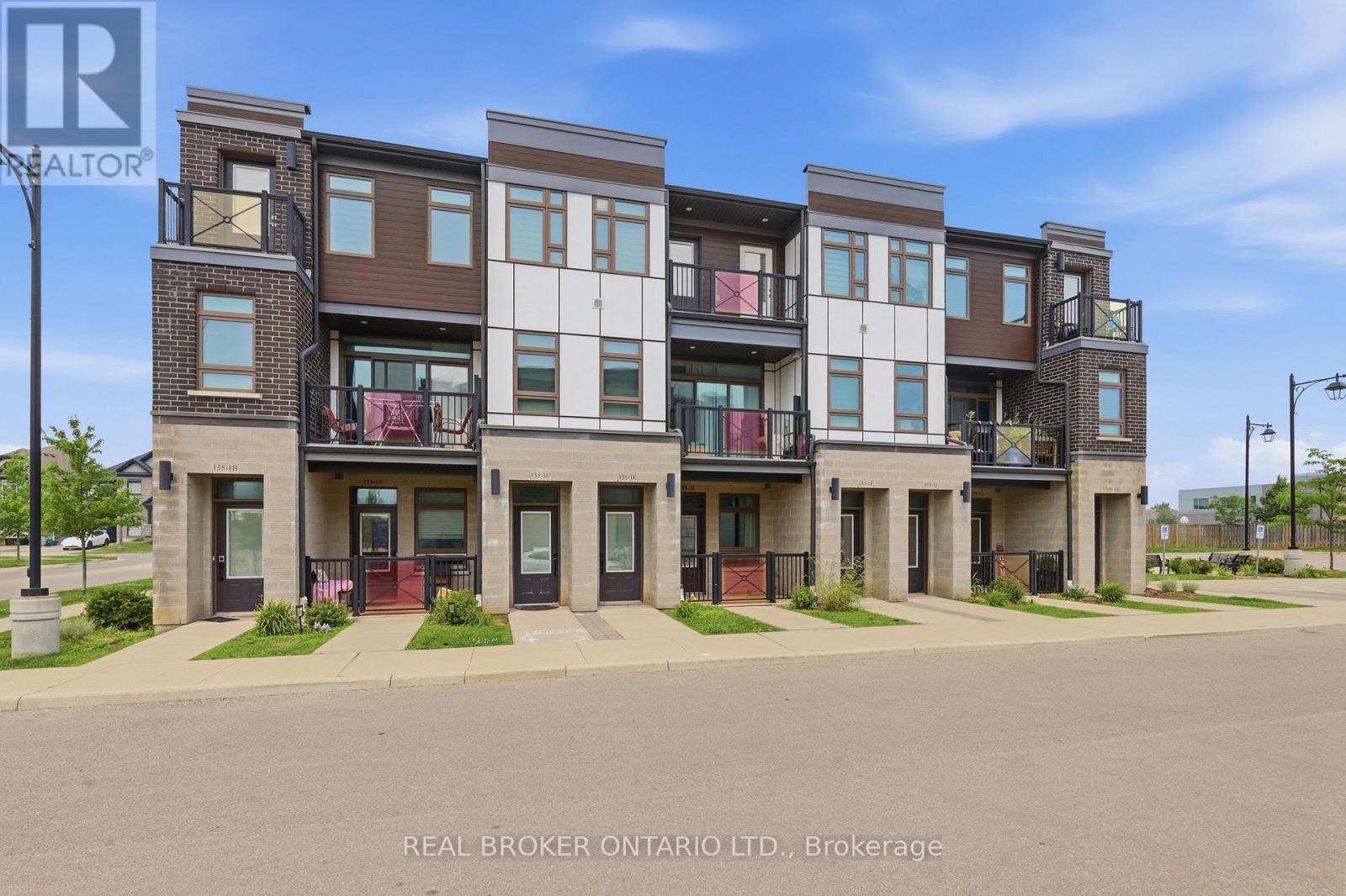 1 G - 155 THOMAS SLEE DRIVE SE — photo 2