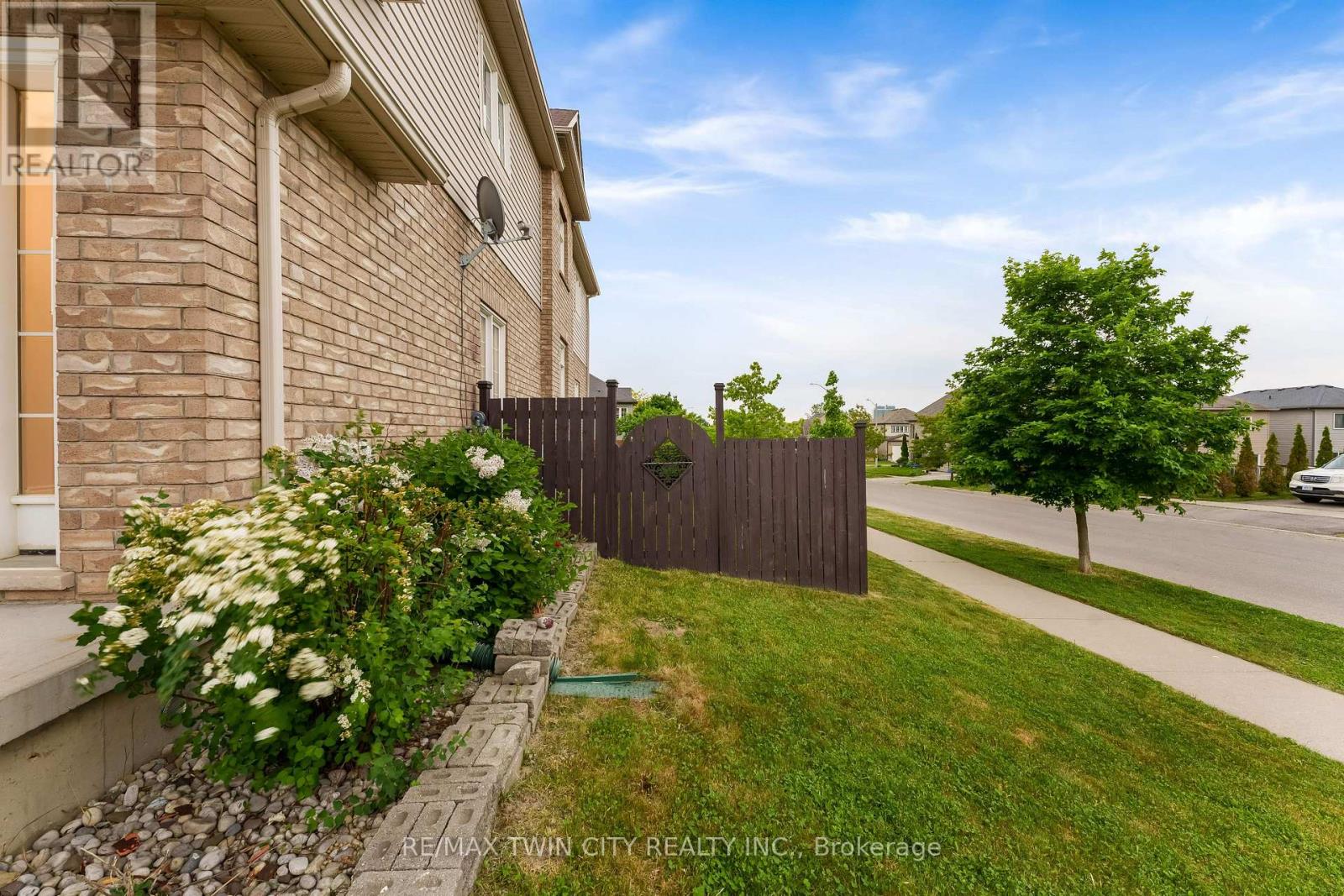 1263 COUNTRYSTONE DRIVE - 41