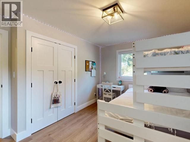 2158 ROBERTS ROAD, Powell River